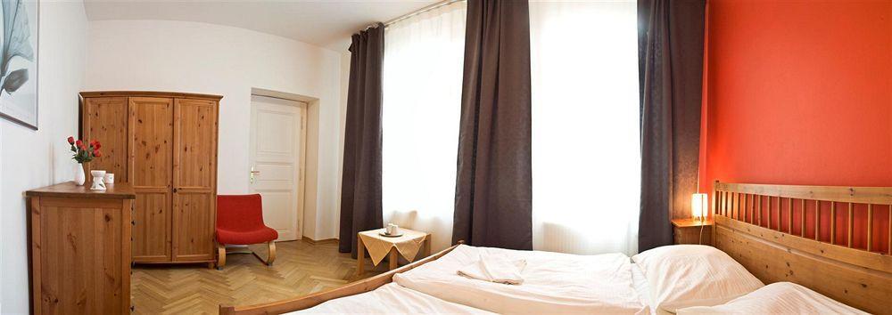 Apart Otel Ai Quattro Angeli Prag