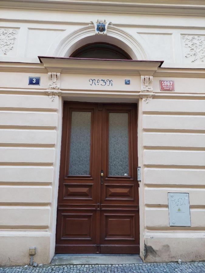 Apart Otel Ai Quattro Angeli Prag